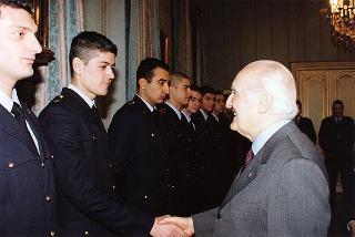 Delegazione di ufficiali e militari di truppa della Compagnia d'onore dell'Aeronautica Militare, in servizio di guardia d'onore al Palazzo del Quirinale