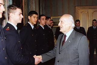 Delegazione di ufficiali e militari di truppa della Compagnia d'onore dell'Aeronautica Militare, in servizio di guardia d'onore al Palazzo del Quirinale