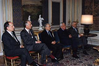 Prof. Vincenzo Cappelletti, presidente del Comitato per la difesa della cultura italiana, ed una delegazione del Comitato