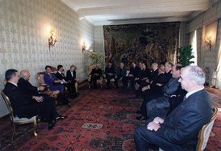 Maria Elisabetta Nannini Falchi, presidente dell'Associazione famiglie di fanciulli e adulti subnormali, e gli esponenti del sodalizio, per il 40° anniversario di fondazione dell'ANFFAS