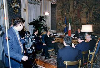 Gruppo di corrispondenti della stampa e radio-TV cinese a Roma