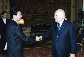 Vannino Chiti, nuovo presidente della Conferenza dei presidenti delle Regioni e delle Province Autonome e presidente della Regione Toscana, con una delegazione della Conferenza
