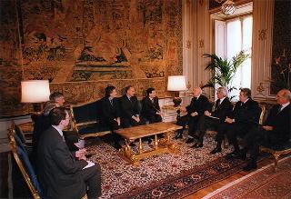 Vannino Chiti, nuovo presidente della Conferenza dei presidenti delle Regioni e delle Province Autonome e presidente della Regione Toscana, con una delegazione della Conferenza