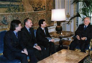 Vannino Chiti, nuovo presidente della Conferenza dei presidenti delle Regioni e delle Province Autonome e presidente della Regione Toscana, con una delegazione della Conferenza