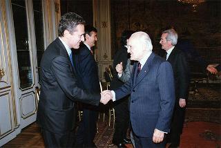 Avv. Enzo Bianco, presidente dell'Associazione nazionale Comuni italiani (ANCI), con una delegazione