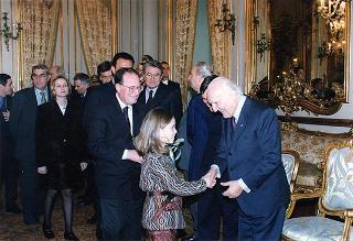 Don Luigi Ciotti, presidente di "Libera. Associazioni, nomi e numeri contro le mafie", con una delegazione di partecipanti alla "III Giornata della memoria e dell'impegno in ricordo delle vittime delle mafie"