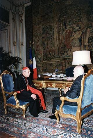 S. Em. Rev.ma il cardinale Francesco Colasuonno, Nunzio Apostolico in Italia