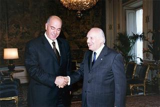 Farés Bouez, ministro degli affari esteri della Repubblica Libanese