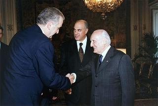 Farés Bouez, ministro degli affari esteri della Repubblica Libanese