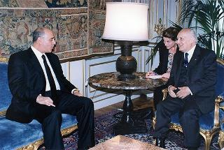 Farés Bouez, ministro degli affari esteri della Repubblica Libanese