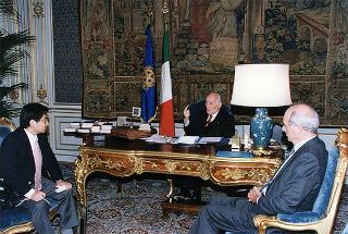 Intervista ad un gruppo di corrispondenti della stampa e Radio TV giapponese a Roma