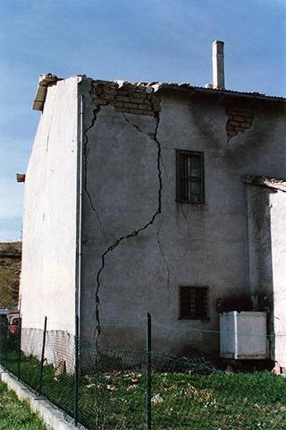 Marche e Umbria: visita del Presidente della Repubblica alle zone terremotate