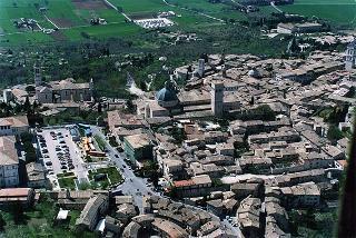 Marche e Umbria: visita del Presidente della Repubblica alle zone terremotate