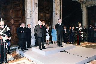 Personale civile e militare del SGPR, in occasione delle festività pasquali