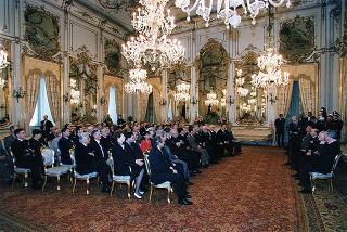 Gen. Francesco Cavalera, presidente dell'Associazione nazionale reduci dalla prigionia, con una delegazione del sodalizio, la Commissione di assegnazione ed i vincitori del Premio "Targa Icaro"