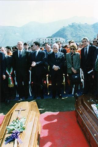 Sarno e Quindici: visita del Presidente della Repubblica alle zone alluvionate della Campania e intervento alle onoranze funebri delle vittime del nubifragio
