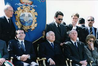 Sarno e Quindici: visita del Presidente della Repubblica alle zone alluvionate della Campania e intervento alle onoranze funebri delle vittime del nubifragio