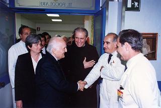 Roma: visita del Presidente della Repubblica all'Ospedale Fatebenefratelli all'Isola Tiberina