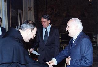 Padre Agostino Gardin, presidente onorario dell'Associazione Sorella Natura, con alcuni esponenti del sodalizio