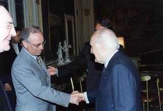 Padre Agostino Gardin, presidente onorario dell'Associazione Sorella Natura, con alcuni esponenti del sodalizio