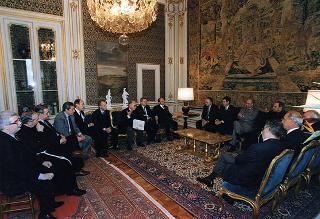 Padre Agostino Gardin, presidente onorario dell'Associazione Sorella Natura, con alcuni esponenti del sodalizio