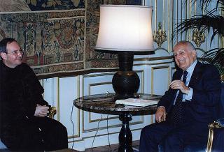 Padre Agostino Gardin, presidente onorario dell'Associazione Sorella Natura, con alcuni esponenti del sodalizio