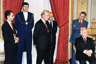 Giovani dell'Associazione internazionale "Viva la gente"