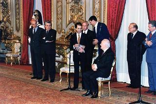 Giovani dell'Associazione internazionale "Viva la gente"