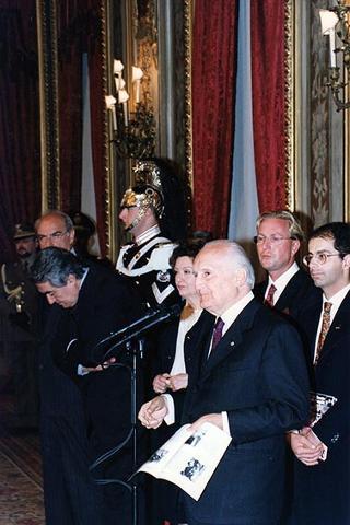 Giovani dell'Associazione internazionale "Viva la gente"