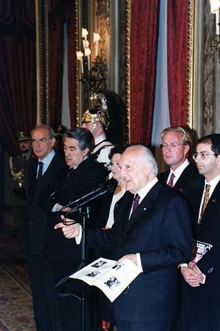 Giovani dell'Associazione internazionale "Viva la gente"