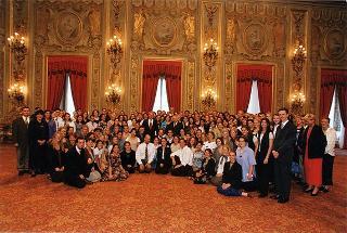 Giovani dell'Associazione internazionale "Viva la gente"