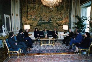 Prof. Enrico Malato, presidente della Salerno Editrice e direttore della Bibliografia generale della lingua e della letteratura italiana, con il Consiglio di amministrazione e il Consiglio direttivo della BIGLI, per il 25° anniversario di fondazione della Casa Editrice