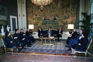 Prof. Enrico Malato, presidente della Salerno Editrice e direttore della Bibliografia generale della lingua e della letteratura italiana, con il Consiglio di amministrazione e il Consiglio direttivo della BIGLI, per il 25° anniversario di fondazione della Casa Editrice