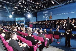 Roma: intervento del Presidente della Repubblica, in forma ufficiale, alla Festa della Polizia 1998