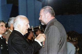 Roma: intervento del Presidente della Repubblica, in forma ufficiale, alla Festa della Polizia 1998