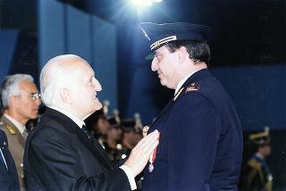 Roma: intervento del Presidente della Repubblica, in forma ufficiale, alla Festa della Polizia 1998