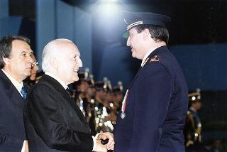 Roma: intervento del Presidente della Repubblica, in forma ufficiale, alla Festa della Polizia 1998
