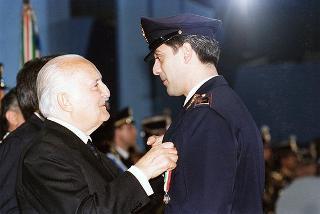 Roma: intervento del Presidente della Repubblica, in forma ufficiale, alla Festa della Polizia 1998