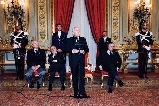 Cornelio Valetto, con una delegazione del Gruppo Anziani SAIAG