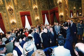 Cornelio Valetto, con una delegazione del Gruppo Anziani SAIAG