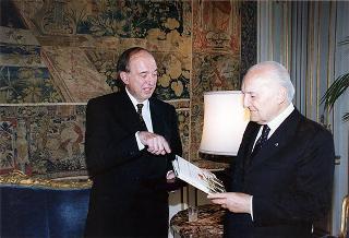 Sir James Gobbo, Governatore dello Stato Australiano del Victoria