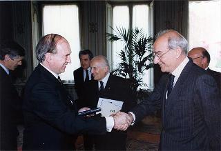 Sir James Gobbo, Governatore dello Stato Australiano del Victoria