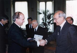 Sir James Gobbo, Governatore dello Stato Australiano del Victoria