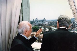 Colazione con l'ambasciatore degli Stati Uniti d'America Thomas M. Foglietta