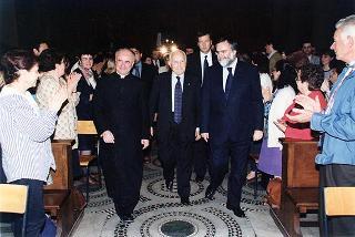 Roma, Chiesa di S. Maria in Trastevere: visita del Presidente della Repubblica alla Comunità di S. Egidio nel 30° anniversario di attività dell'Associazione