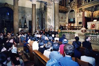 Roma, Chiesa di S. Maria in Trastevere: visita del Presidente della Repubblica alla Comunità di S. Egidio nel 30° anniversario di attività dell'Associazione