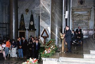 Roma, Chiesa di S. Maria in Trastevere: visita del Presidente della Repubblica alla Comunità di S. Egidio nel 30° anniversario di attività dell'Associazione