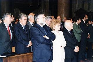 Roma, Chiesa di S. Maria in Trastevere: visita del Presidente della Repubblica alla Comunità di S. Egidio nel 30° anniversario di attività dell'Associazione