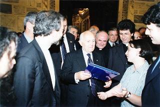 Roma, Chiesa di S. Maria in Trastevere: visita del Presidente della Repubblica alla Comunità di S. Egidio nel 30° anniversario di attività dell'Associazione