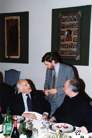 Roma, Chiesa di S. Maria in Trastevere: visita del Presidente della Repubblica alla Comunità di S. Egidio nel 30° anniversario di attività dell'Associazione